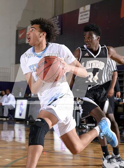 Thumbnail 2 in Lathrop vs. Burbank (St. Hope Elite Classic) photogallery.