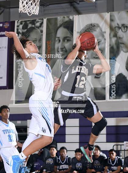 Thumbnail 2 in Lathrop vs. Burbank (St. Hope Elite Classic) photogallery.