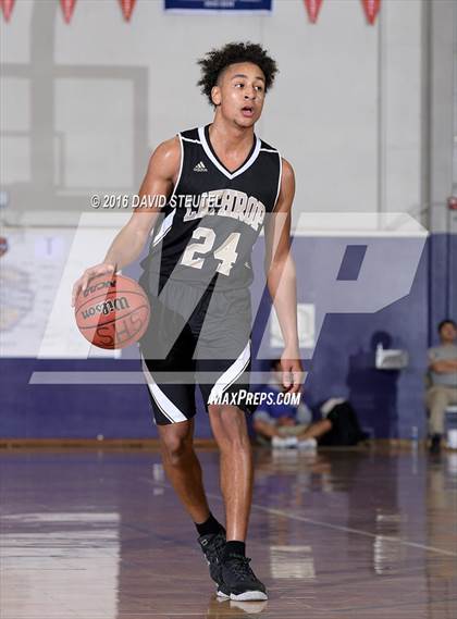 Thumbnail 3 in Lathrop vs. Burbank (St. Hope Elite Classic) photogallery.