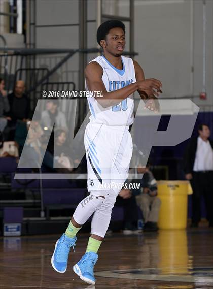 Thumbnail 2 in Lathrop vs. Burbank (St. Hope Elite Classic) photogallery.