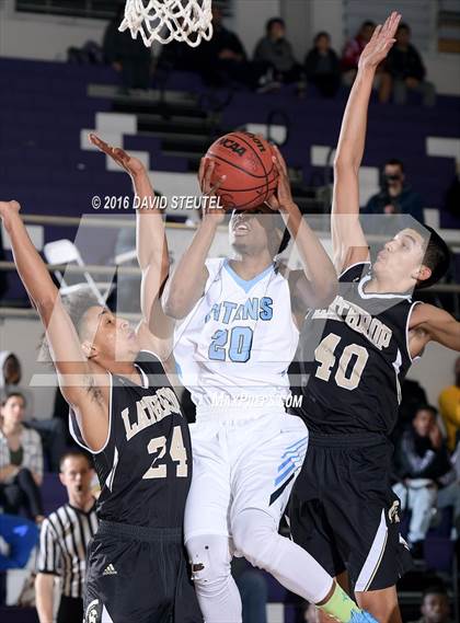 Thumbnail 3 in Lathrop vs. Burbank (St. Hope Elite Classic) photogallery.