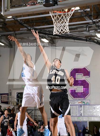 Thumbnail 2 in Lathrop vs. Burbank (St. Hope Elite Classic) photogallery.