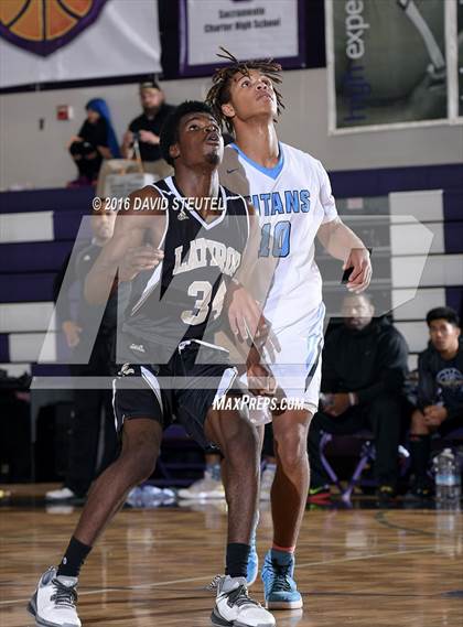 Thumbnail 1 in Lathrop vs. Burbank (St. Hope Elite Classic) photogallery.