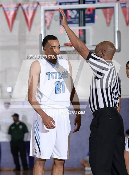 Thumbnail 3 in Lathrop vs. Burbank (St. Hope Elite Classic) photogallery.