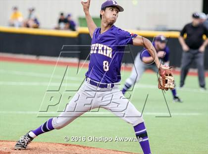 Thumbnail 1 in Whitehouse vs. Lufkin (UIL 5A Region II Final) photogallery.