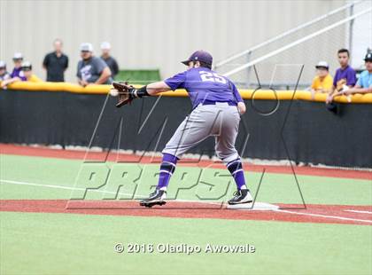 Thumbnail 2 in Whitehouse vs. Lufkin (UIL 5A Region II Final) photogallery.