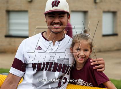 Thumbnail 3 in Whitehouse vs. Lufkin (UIL 5A Region II Final) photogallery.