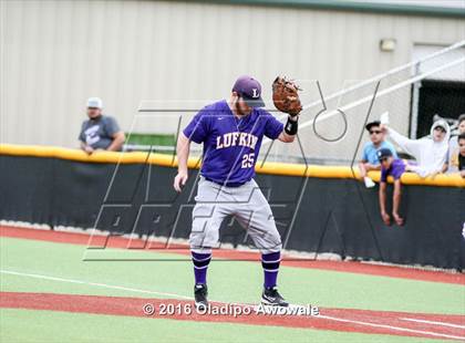 Thumbnail 1 in Whitehouse vs. Lufkin (UIL 5A Region II Final) photogallery.