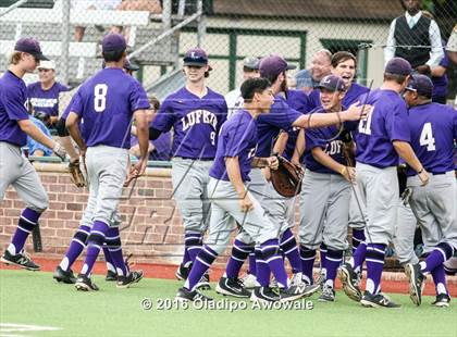 Thumbnail 3 in Whitehouse vs. Lufkin (UIL 5A Region II Final) photogallery.