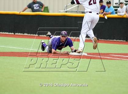 Thumbnail 1 in Whitehouse vs. Lufkin (UIL 5A Region II Final) photogallery.