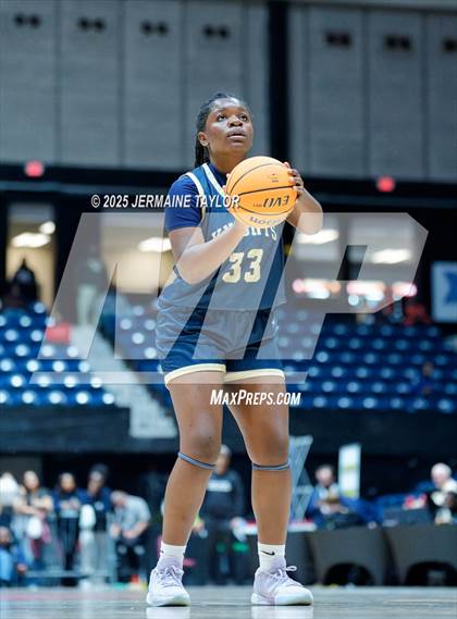Thumbnail 2 in Langston Hughes vs. River Ridge (GHSA 5A Final) photogallery.