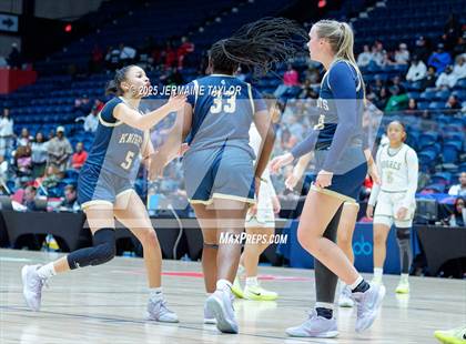 Thumbnail 3 in Langston Hughes vs. River Ridge (GHSA 5A Final) photogallery.