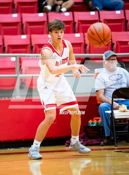 Thumbnail 3 in Mineral Wells vs Bridgeport (Bank of Mineral Wells Mountaineer Classic) photogallery.