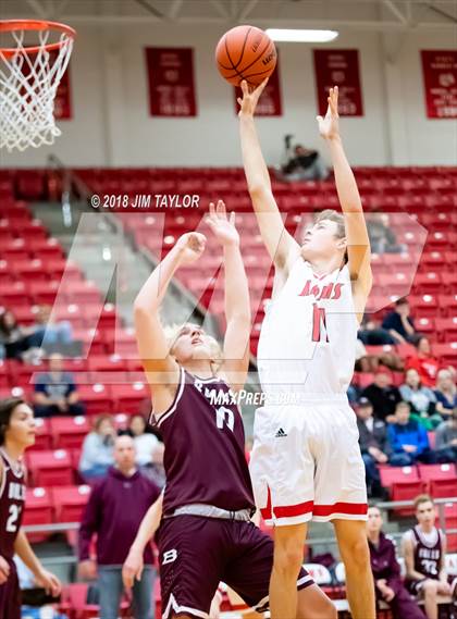 Thumbnail 3 in Mineral Wells vs Bridgeport (Bank of Mineral Wells Mountaineer Classic) photogallery.