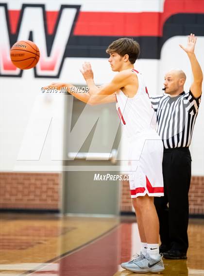 Thumbnail 1 in Mineral Wells vs Bridgeport (Bank of Mineral Wells Mountaineer Classic) photogallery.