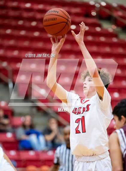 Thumbnail 3 in Mineral Wells vs Bridgeport (Bank of Mineral Wells Mountaineer Classic) photogallery.