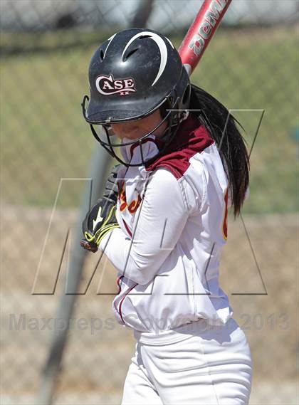 Thumbnail 3 in Canyon vs. Barstow (Hi Desert Classic) photogallery.