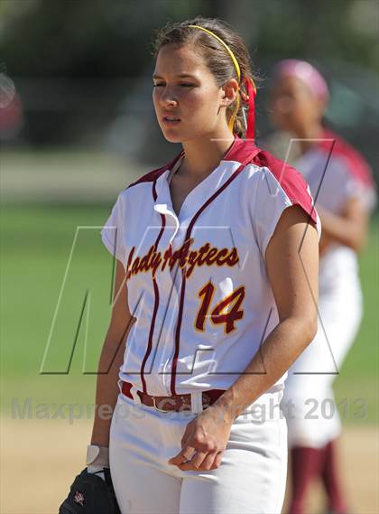 Thumbnail 3 in Canyon vs. Barstow (Hi Desert Classic) photogallery.