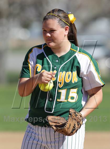 Thumbnail 1 in Canyon vs. Barstow (Hi Desert Classic) photogallery.