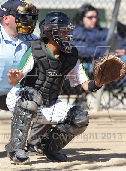 Thumbnail 3 in Canyon vs. Barstow (Hi Desert Classic) photogallery.