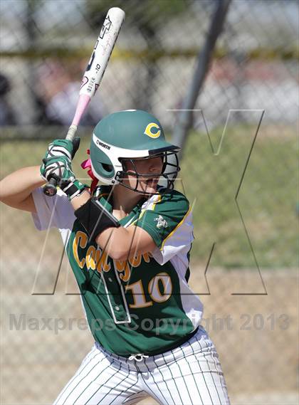 Thumbnail 1 in Canyon vs. Barstow (Hi Desert Classic) photogallery.