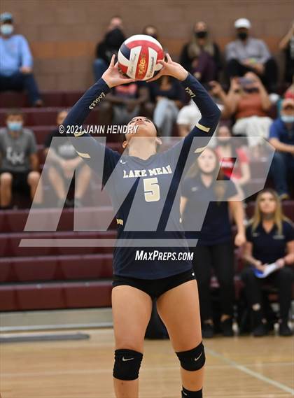 Thumbnail 2 in The Meadows School vs. Lake Mead Academy (2A State Championship) photogallery.