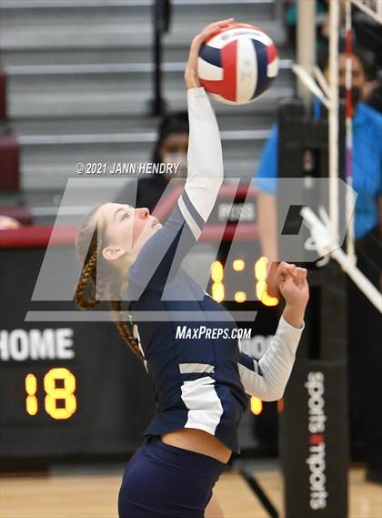 Thumbnail 3 in The Meadows School vs. Lake Mead Academy (2A State Championship) photogallery.