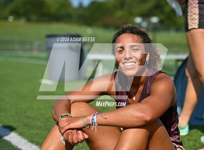 Thumbnail 3 in GlenOak Golden Eagle Invitational photogallery.