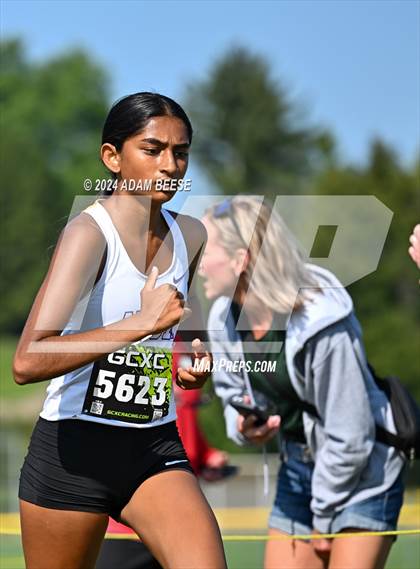 Thumbnail 2 in GlenOak Golden Eagle Invitational photogallery.