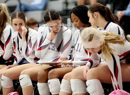 Thumbnail 3 in Allen vs Guyer photogallery.