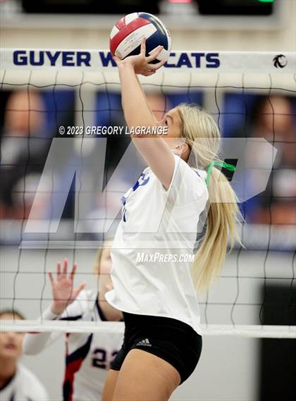 Thumbnail 2 in Allen vs Guyer photogallery.
