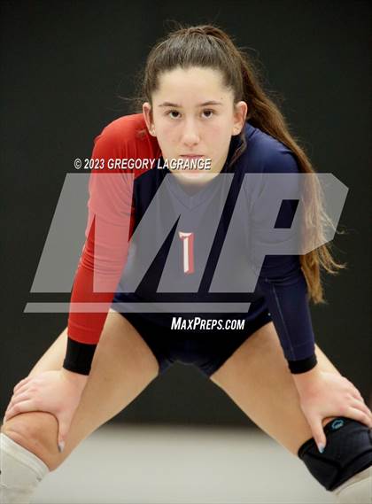 Thumbnail 3 in Allen vs Guyer photogallery.