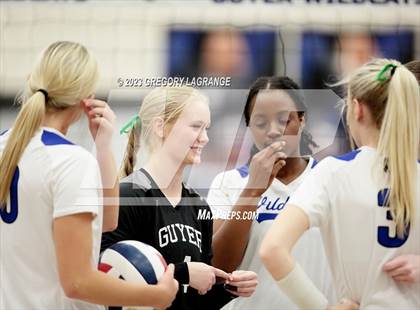 Thumbnail 2 in Allen vs Guyer photogallery.