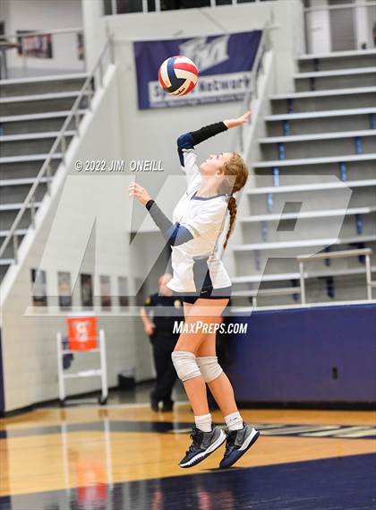 Thumbnail 1 in Coppell @ Flower Mound photogallery.