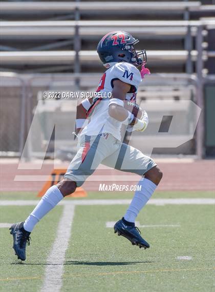 Thumbnail 2 in San Joaquin Memorial vs. Queen Creek (Moorpark Cali Classic) photogallery.
