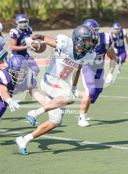 Thumbnail 3 in San Joaquin Memorial vs. Queen Creek (Moorpark Cali Classic) photogallery.