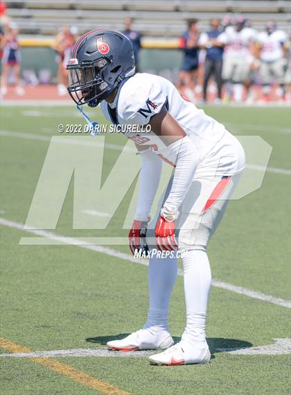 Thumbnail 3 in San Joaquin Memorial vs. Queen Creek (Moorpark Cali Classic) photogallery.
