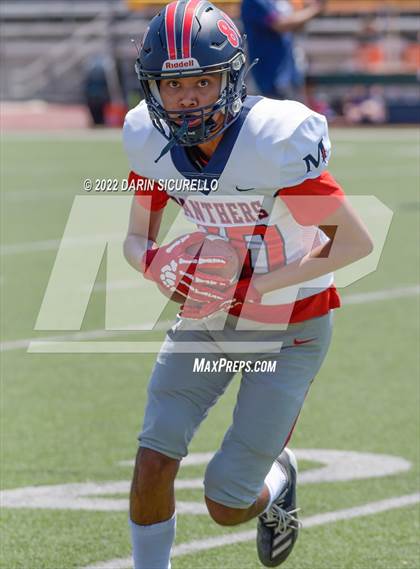 Thumbnail 2 in San Joaquin Memorial vs. Queen Creek (Moorpark Cali Classic) photogallery.