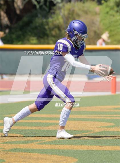 Thumbnail 2 in San Joaquin Memorial vs. Queen Creek (Moorpark Cali Classic) photogallery.