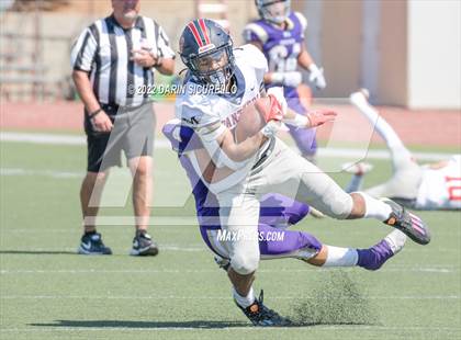 Thumbnail 2 in San Joaquin Memorial vs. Queen Creek (Moorpark Cali Classic) photogallery.