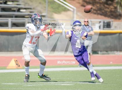 Thumbnail 2 in San Joaquin Memorial vs. Queen Creek (Moorpark Cali Classic) photogallery.