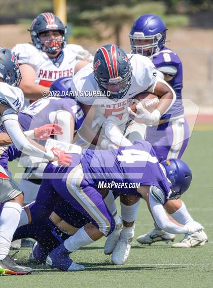 Thumbnail 2 in San Joaquin Memorial vs. Queen Creek (Moorpark Cali Classic) photogallery.