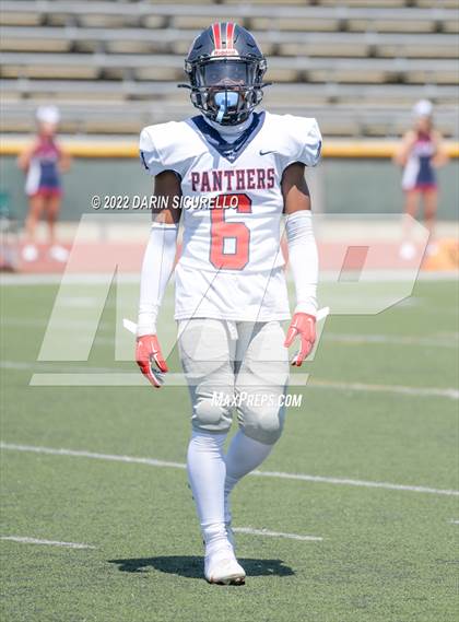 Thumbnail 3 in San Joaquin Memorial vs. Queen Creek (Moorpark Cali Classic) photogallery.
