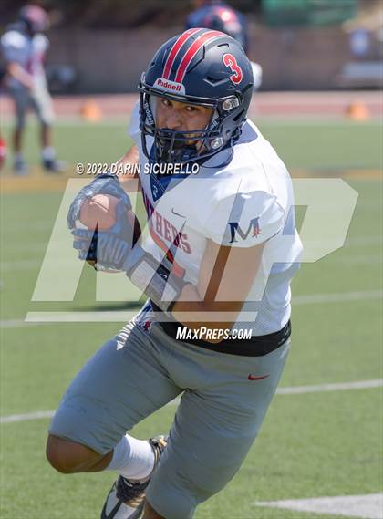 Thumbnail 3 in San Joaquin Memorial vs. Queen Creek (Moorpark Cali Classic) photogallery.