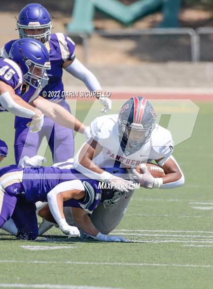 Thumbnail 3 in San Joaquin Memorial vs. Queen Creek (Moorpark Cali Classic) photogallery.