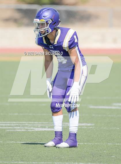 Thumbnail 3 in San Joaquin Memorial vs. Queen Creek (Moorpark Cali Classic) photogallery.