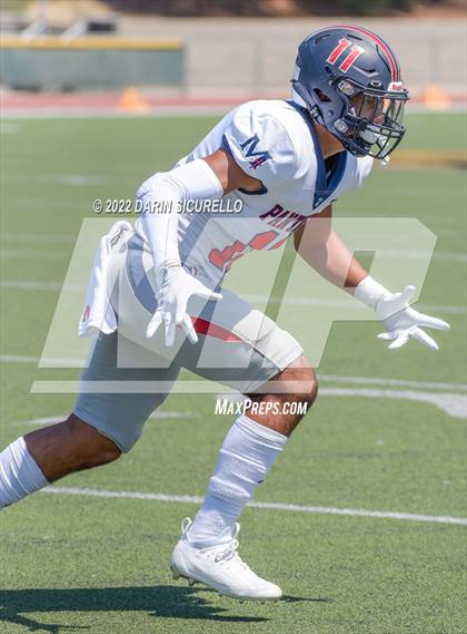 Thumbnail 2 in San Joaquin Memorial vs. Queen Creek (Moorpark Cali Classic) photogallery.