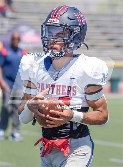 Thumbnail 2 in San Joaquin Memorial vs. Queen Creek (Moorpark Cali Classic) photogallery.