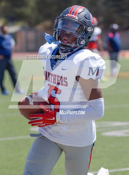 Thumbnail 3 in San Joaquin Memorial vs. Queen Creek (Moorpark Cali Classic) photogallery.