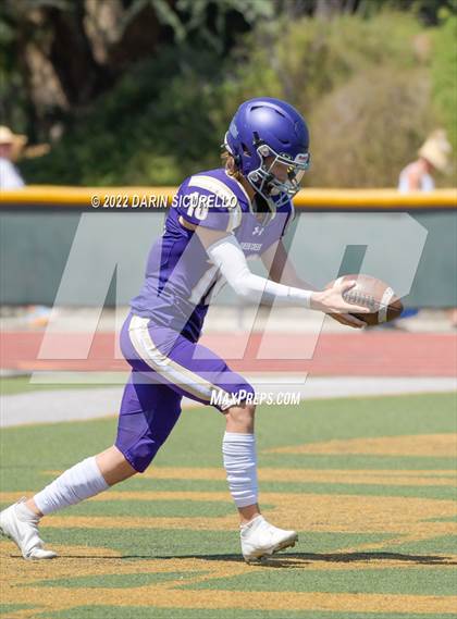 Thumbnail 3 in San Joaquin Memorial vs. Queen Creek (Moorpark Cali Classic) photogallery.